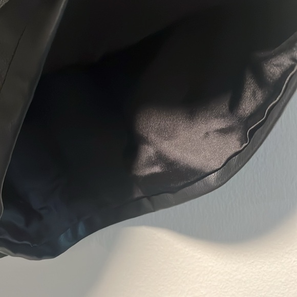 CLUB L LONDON (NWT) Leather Look Paperbag Shorts, Black, Size 8 (US), 12 (UK) - Picture 14 of 14